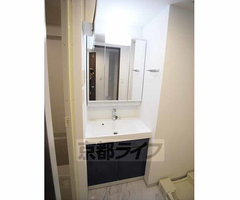 ベラジオ京都鞍馬口の洗面所