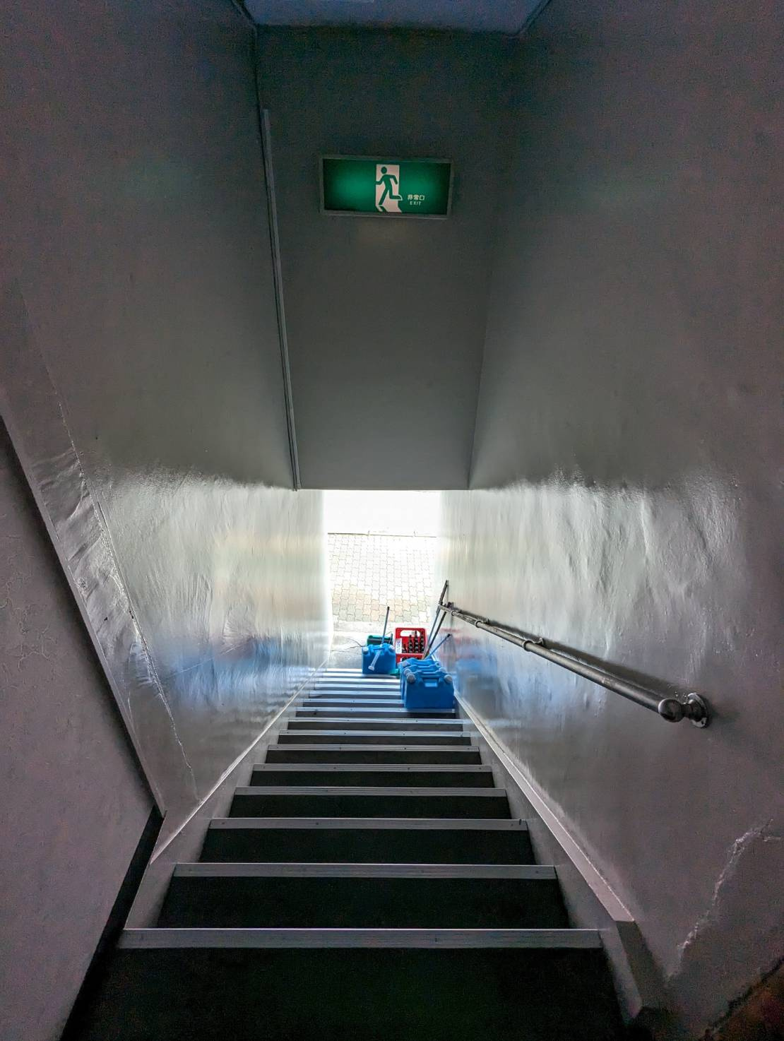 第2SRビルのロビー