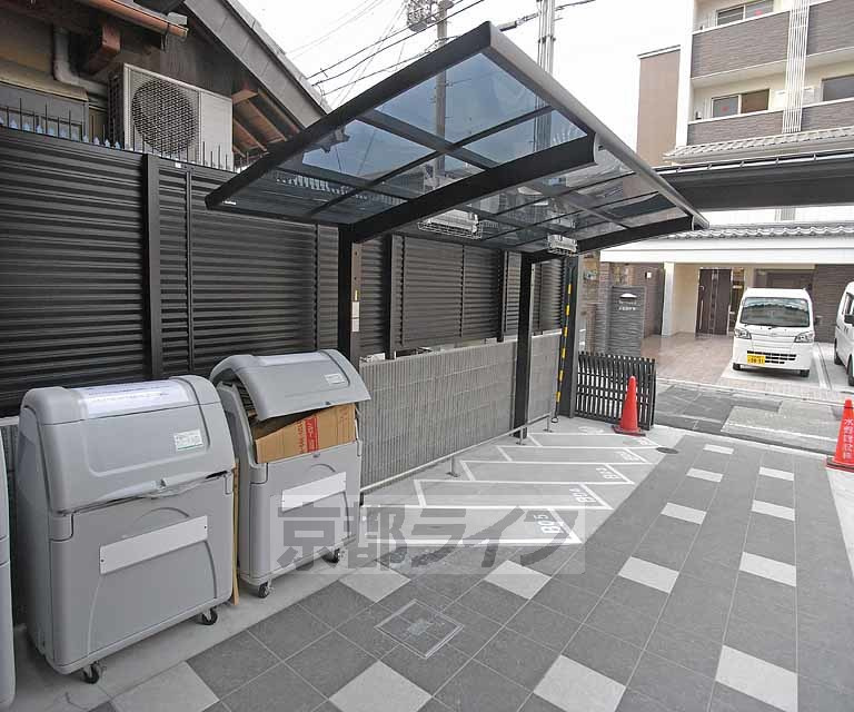 モナド　ｍｏｎａｄｏのその他共用部分