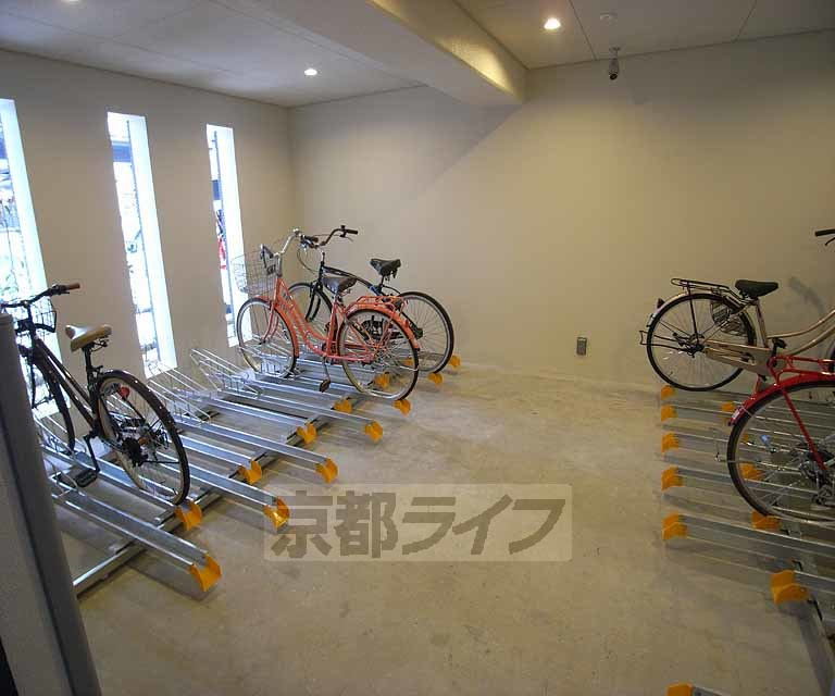 モナド　ｍｏｎａｄｏのその他共用部分