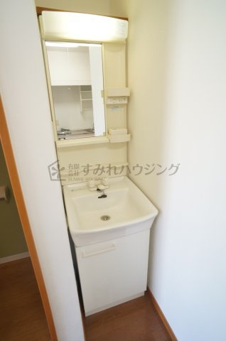 アドミール栄の洗面所|参考、同建物・反転間取りの号室