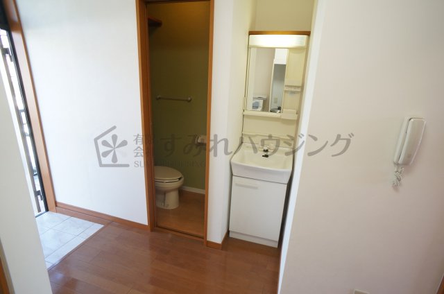 アドミール栄の洗面所|参考、同建物・反転間取りの号室