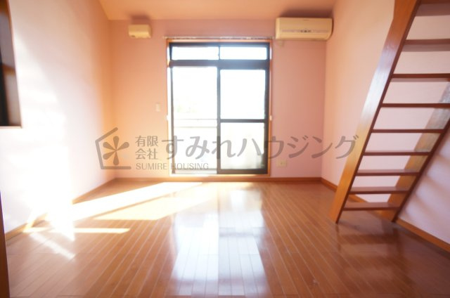 アドミール栄の寝室|参考、同建物・反転間取りの号室