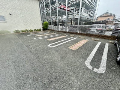 【駐車場】 | グレイスヴィオラ