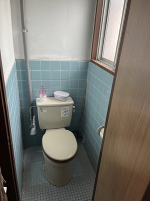 【トイレ】 | 泉佐野市鶴原戸建