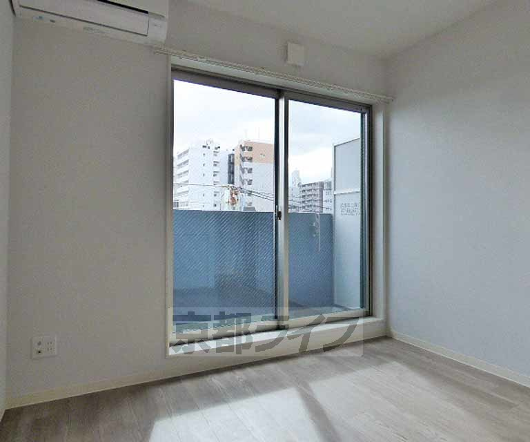 ＴＨＥ　ＧＡＲＮＥＴ　ＳＵＩＴＥ　ＲＥＳＩＤＥＮＣＥ　御所西の居間・リビング