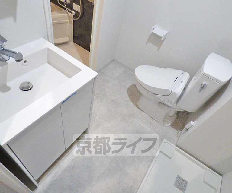 ＴＨＥ　ＧＡＲＮＥＴ　ＳＵＩＴＥ　ＲＥＳＩＤＥＮＣＥ　御所西のトイレ