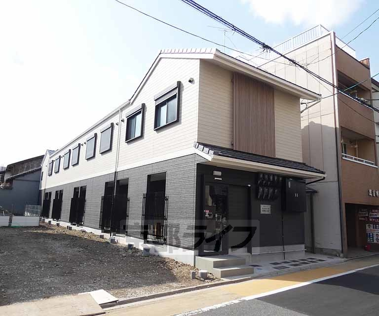 エスペランサ西陣芝大宮の外観
