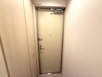 【玄関】 | ルミエール E棟