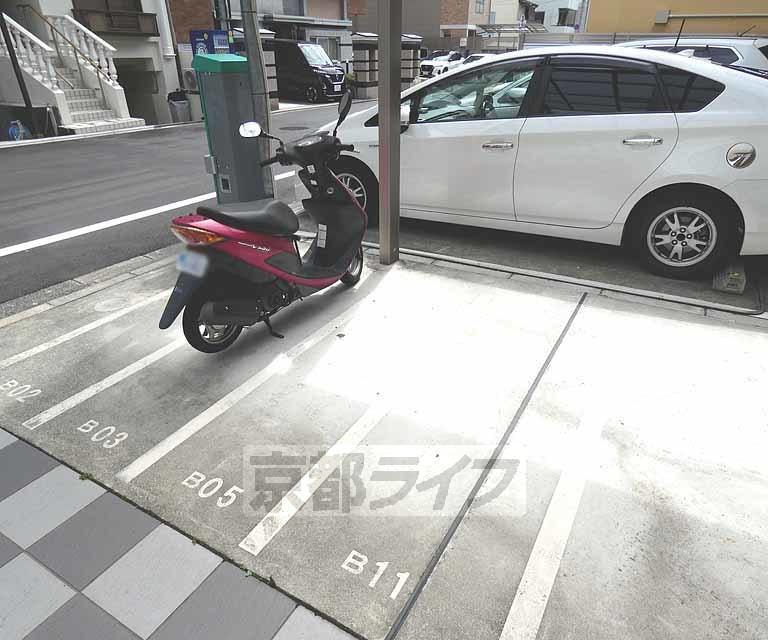ネストル－Ｎｅｓｔｏｒ－の駐車場