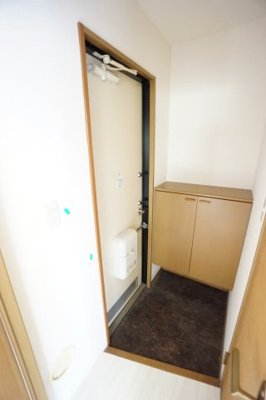 【玄関】 | スプリングハイム A | ※同物件・反転タイプの写真です。