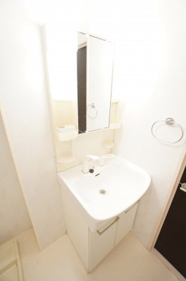 【独立洗面台】 | スプリングフォレストA | ※同物件・反転タイプの写真です。