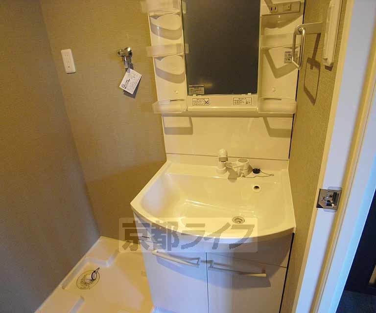 Ａｐｐａｒｔａｍｅｎｔｏ御所東の洗面所