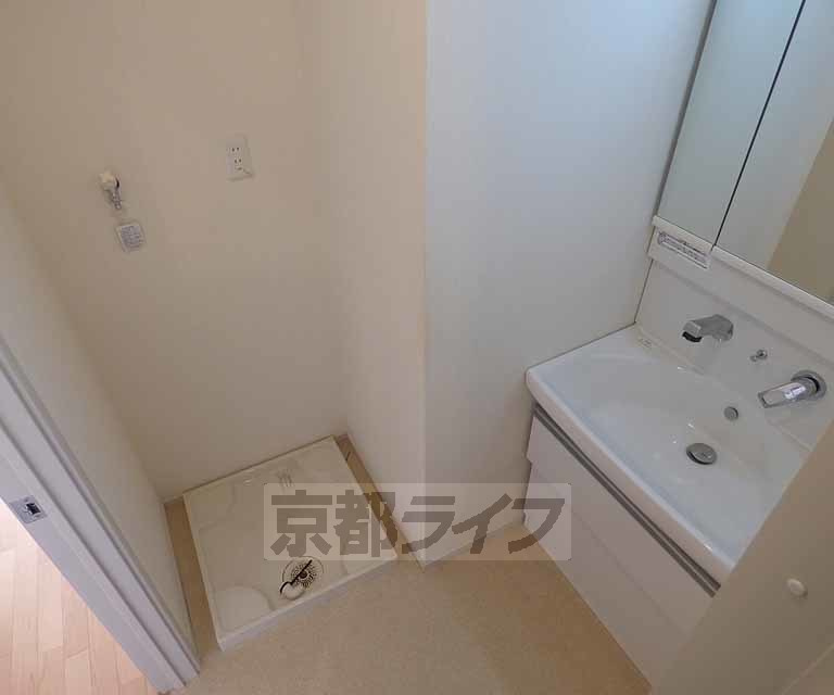 エスペランサ鴨川の洗面所