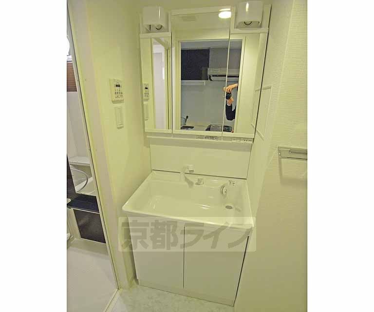 べラジオ堀川今出川の独立洗面台