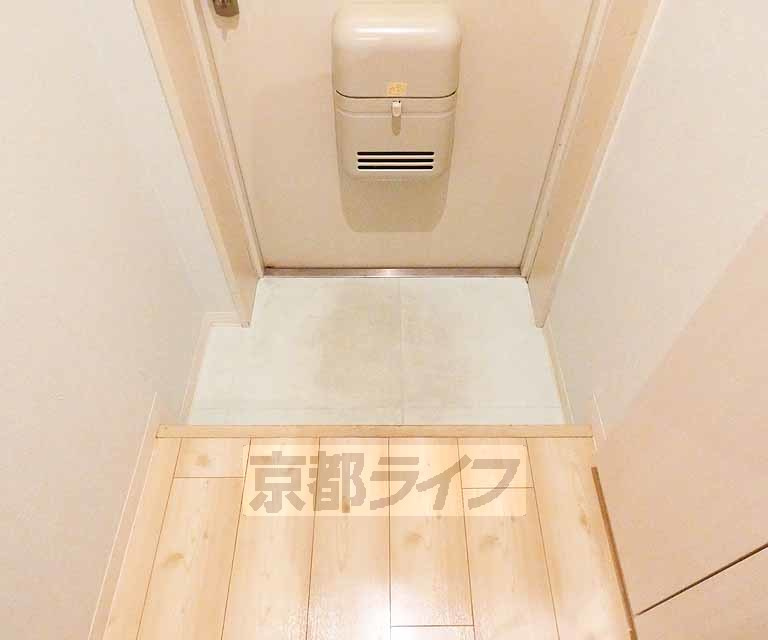 ドルフソレイユ鞍馬口の玄関|ゆったりとした玄関です