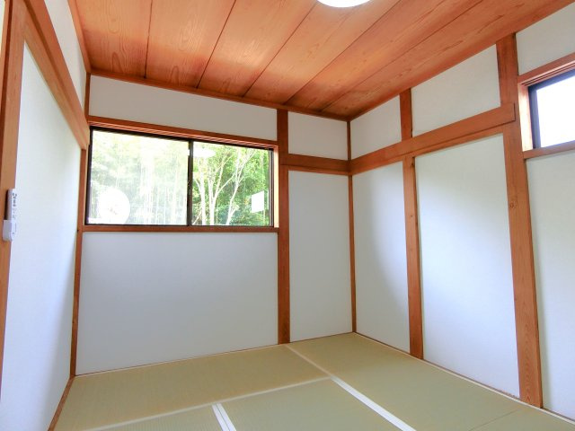 東金市上谷戸建５LDKの和室