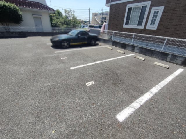 アルペンローゼの駐車場|駐車場があります