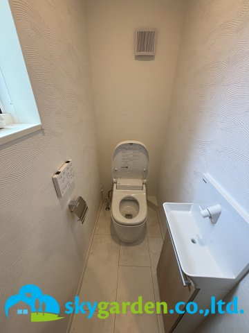 秦野市曽屋　未入居戸建　全1棟1号棟のトイレ