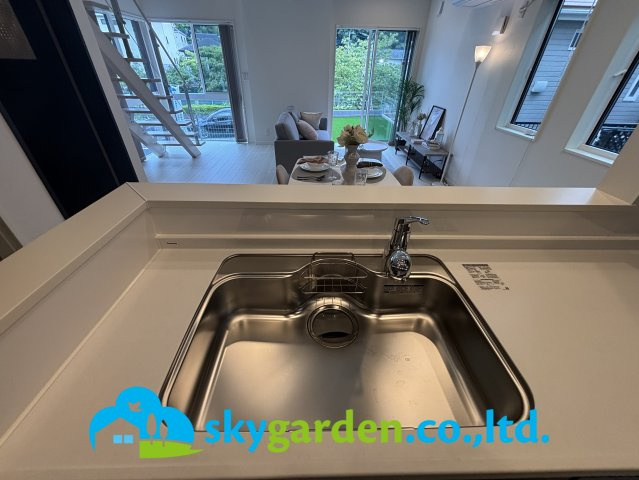 秦野市曽屋　未入居戸建　全1棟1号棟のキッチン