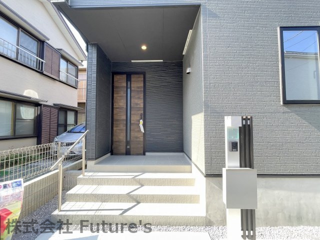 三郷市戸ケ崎2丁目　新築戸建　全1棟のエントランス|玄関アプローチ