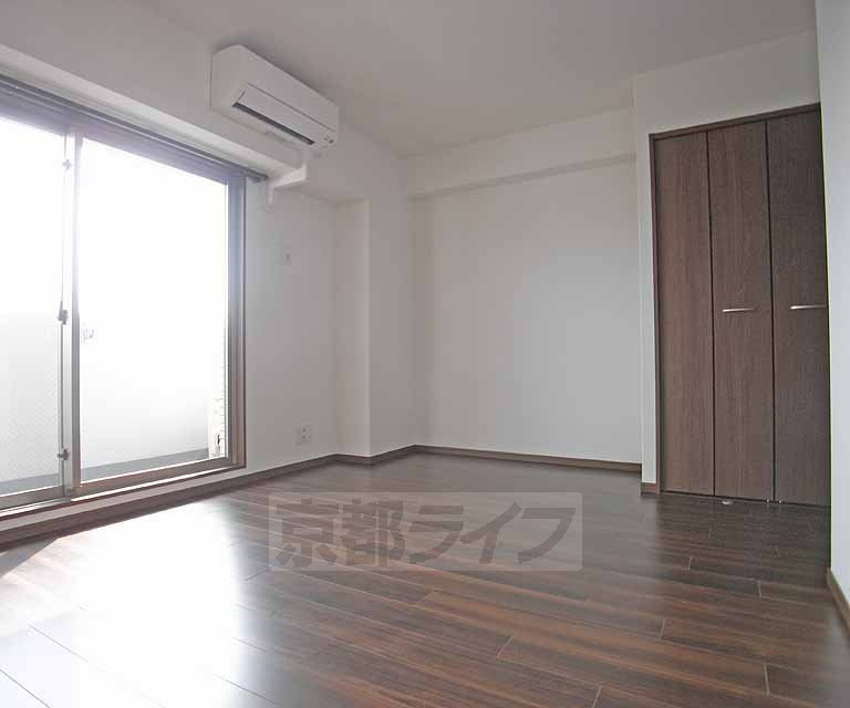 べラジオ西陣聚楽の居間・リビング