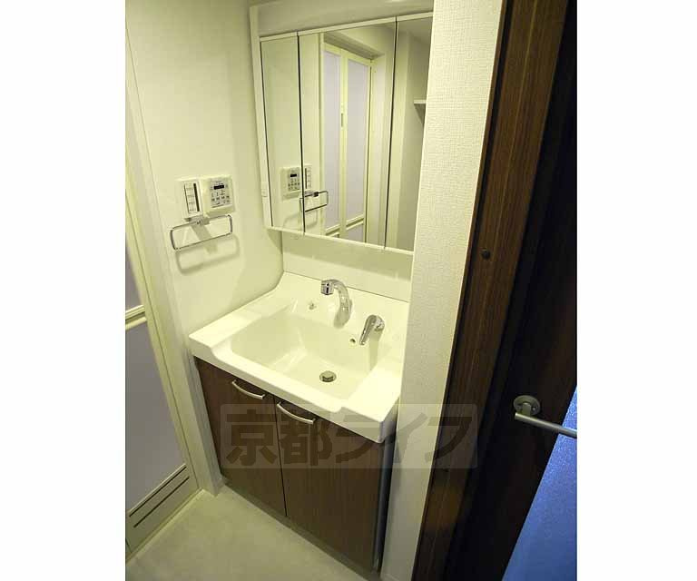 べラジオ西陣聚楽の洗面所