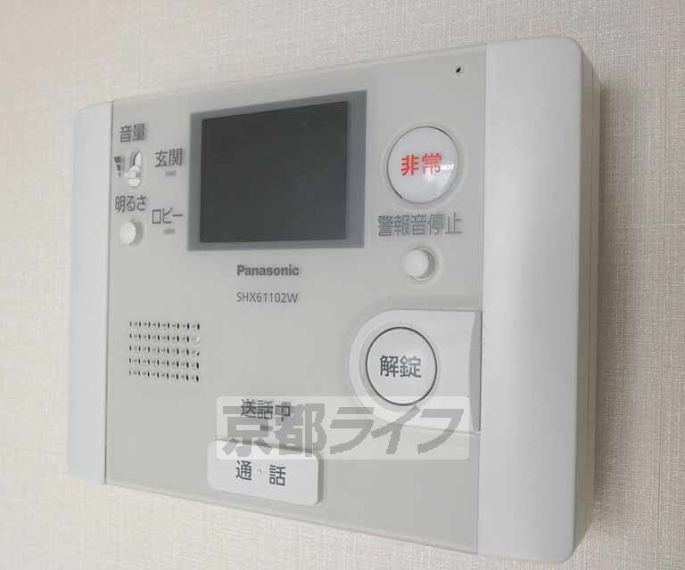 ＳＩＬＫ　ＨＯＵＳＥとなみのセキュリティ|モニター付インターホン