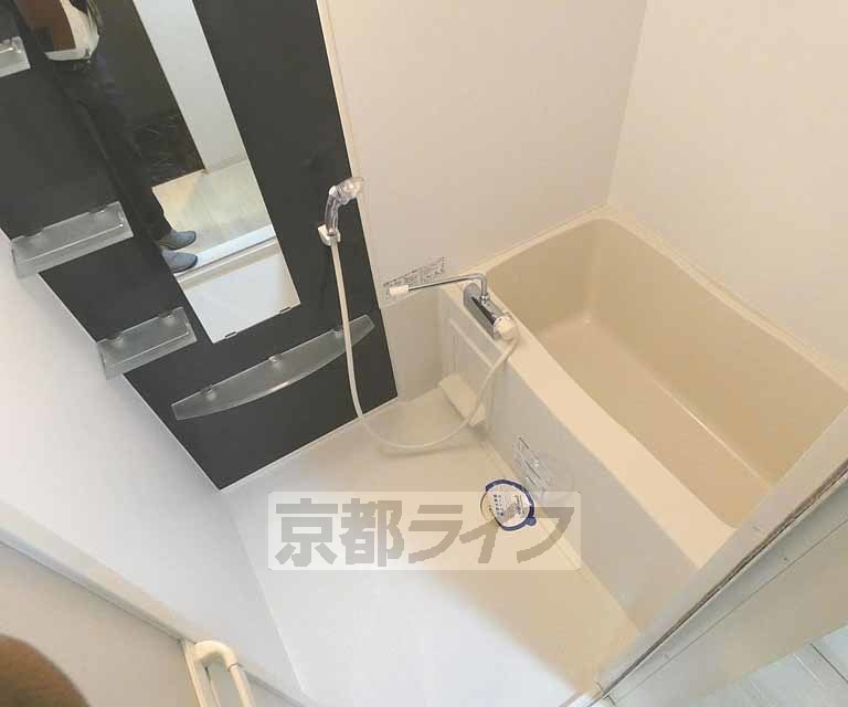 ＳＩＬＫ　ＨＯＵＳＥとなみの浴室