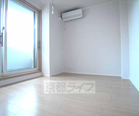 ファミーユそまの居間・リビング