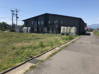 【前面道路含む現地写真】 | サンプレイス中込 | 売地北側にはケイジンケアホームがあります