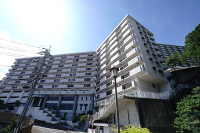 【外観】 | 【上質リノベ】トーカンマンション山根町センターウィング | 現地（2024年7月3日13：00頃）撮影