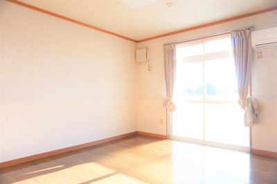 【居間・リビング】 | サンパールハイツ