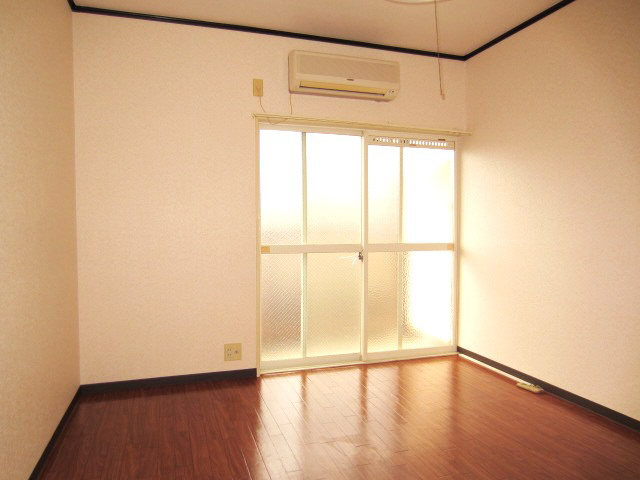 【居間・リビング】 | 小山ハイツ