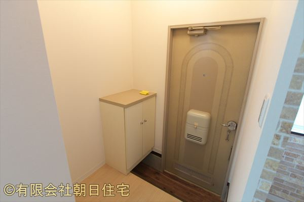 デュオライフ弥生Ａの玄関