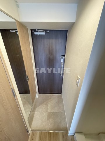 アドバンス大阪ストーリアの玄関