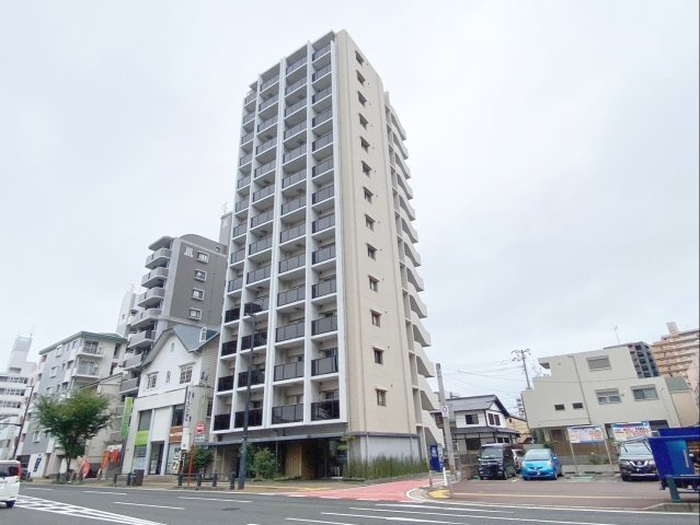 サヴォイ箱崎セントリシティの外観|徒歩4分圏内にスーパー、コンビニなどあるので便利です！