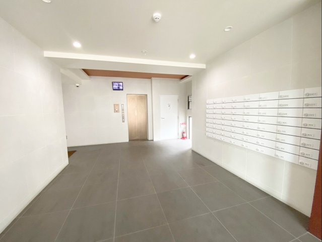 サヴォイ箱崎セントリシティのエントランス|広々としたエントランスですね！