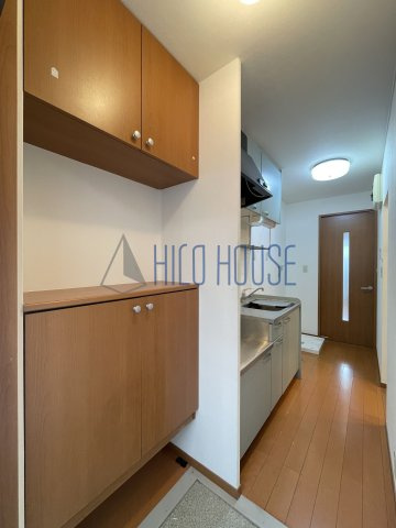 エミネンス三愛の玄関