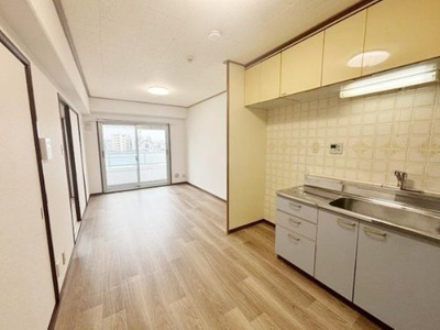 【居間・リビング】 | 春日野坂ハイツ