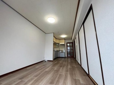 【居間・リビング】 | 春日野坂ハイツ