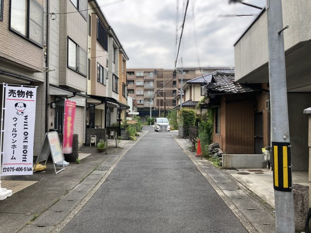 上賀茂朝露ケ原町の前面道路含む現地写真