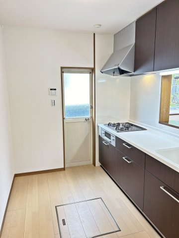 栗東市下戸山　 中古戸建