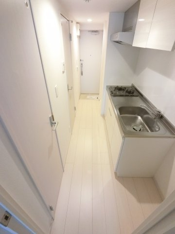 リブリ・MYU前原の玄関