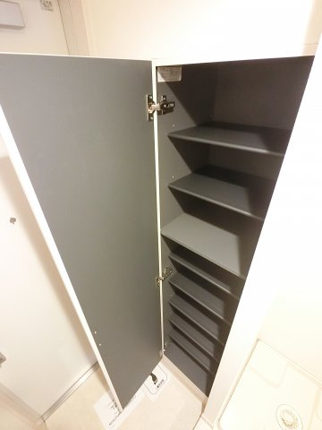 リブリ・MYU前原の収納