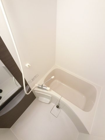 リブリ・MYU前原の浴室