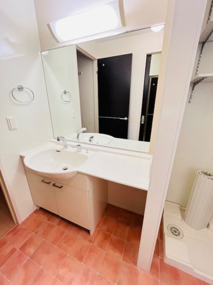 【洗面所】 | With湘南 B | 洗面化粧台