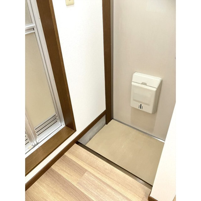【玄関】