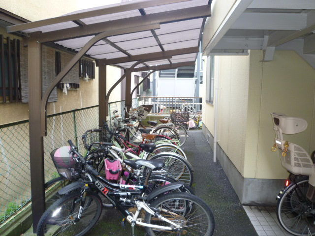 ★屋根付駐輪場★（空き状況・使用料等詳細はご確認下さい）