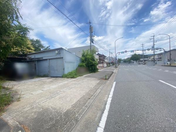 海南市大野中　土地の前面道路含む現地写真